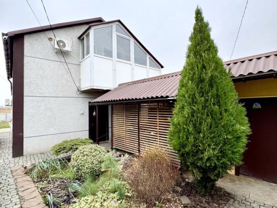 Будинок , центр м. Самар Самар