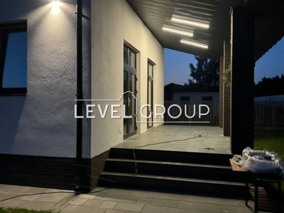 Продам новий, гарно спланований будинок в Обухові. Можливий торг Обухів