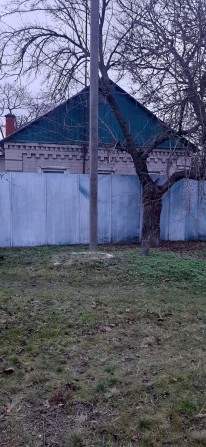 Продам пол дома! Центр. - фото 1