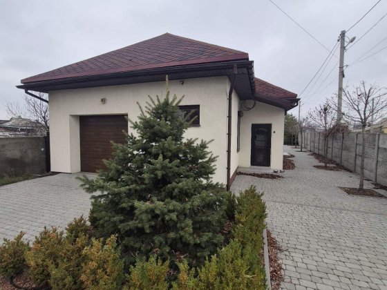 Продам Центр ,Новий Будинок