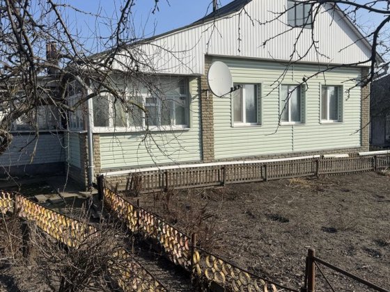 Продам будинок в 20 хвилинах від центру міста Прилуки
