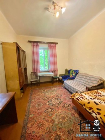 Продається квартира барачного типу в самому центрі міста. - фото 1