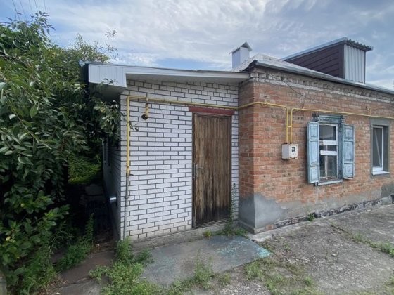 Продажа половини будинка район налогової. Самар