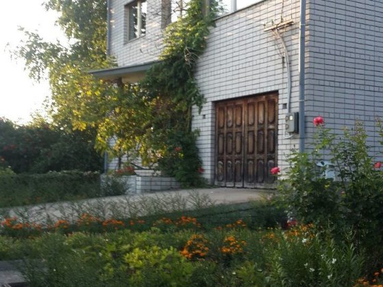 Продается отличный, двухэтажный дом со всеми удобствами