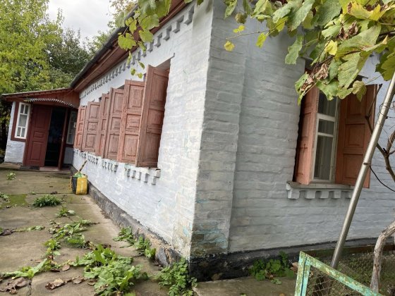 Продається будинок в мальовничому с.Будки Черкаської області. Сміла