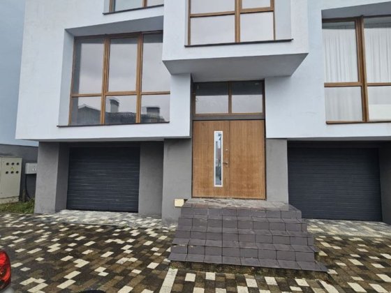 Продам будинок у котеджному містечку м. Трускавець можна під Є оселя Трускавец