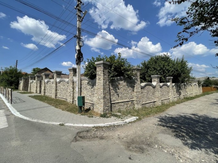 Будинок з усіма комунікаціями.Можливо розділити на 2 ділянки 37867 - фото 1