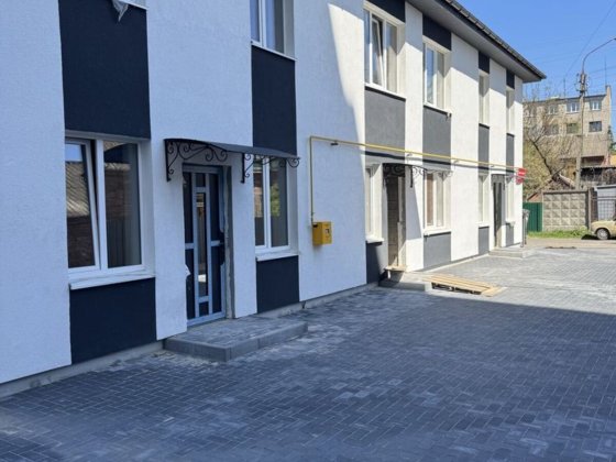 Котедж в 3 хв від парку ім.І.Франка. З власною ділянкою 36488 Хмельницький