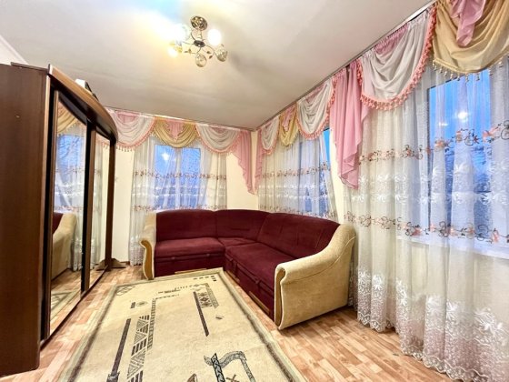 Продаж будинку  в зручній локації! Наявна сауна ! Хмельницький