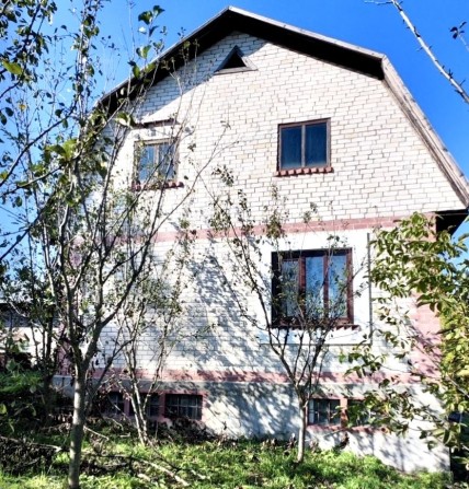 Продаж добротного будинку ! Зі всіма комунікаціями ! - фото 1