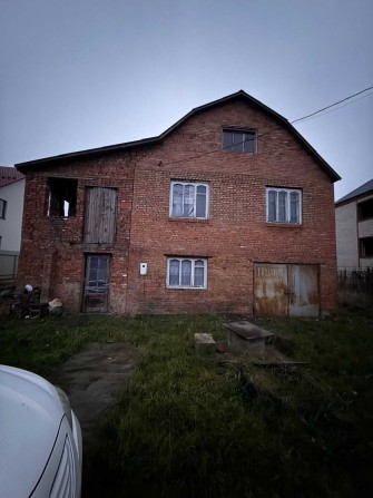 ДВОПОВЕРХОВИЙ БУДИНОК у мікрорайоні Лезневе, вул. Гонти 92 - фото 1