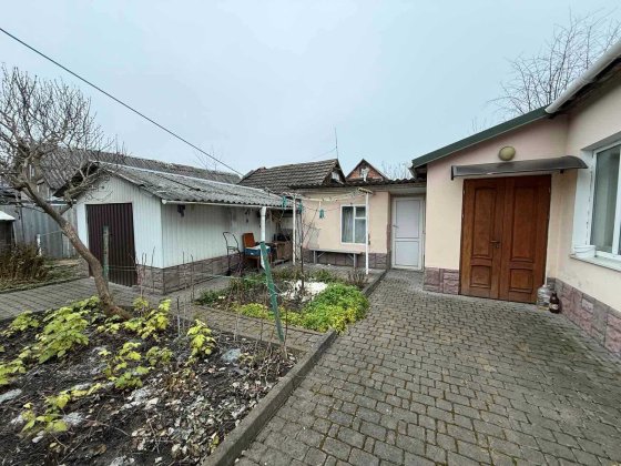 Прекрасний будинок , заходь і живи .Без комісії.  41820 Хмельницький