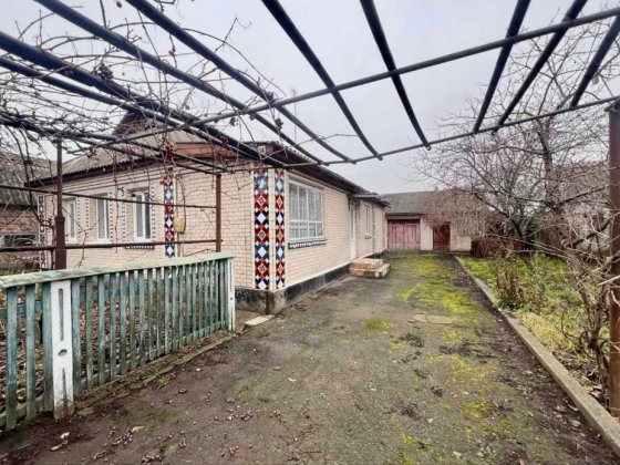 Продаж будинку !  Дуже зручна локація! Хмельницький