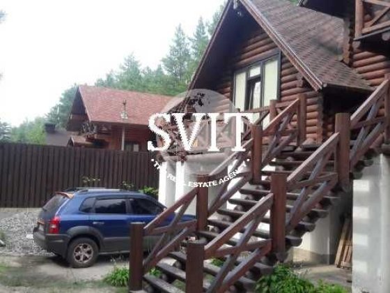 Продам 2-х поверховий будинок - зруб у сосновому лісі. Чугуев