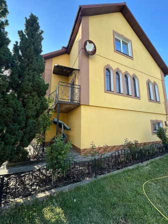 Продам будинок у м.Шептицький - фото 1