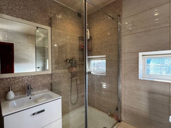 Великий світлий будинок з ремонтом, з підвалом та мансардою 37681 Хмельницкий