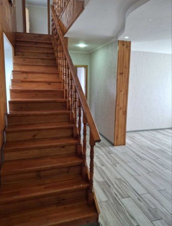 Продаж двохповерхового будинку - фото 1