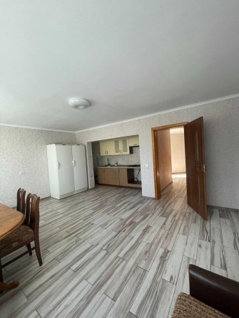 Добротний цегляний будинок  в 10хв до центру. - фото 1