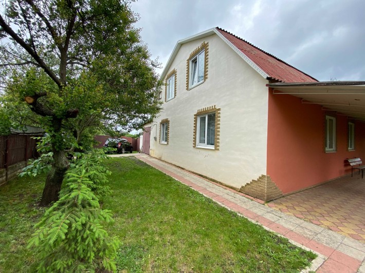 Продам шикарный 2-х этажный дом, 2004 года постройки, общ.пл 162 кв.м. - фото 1