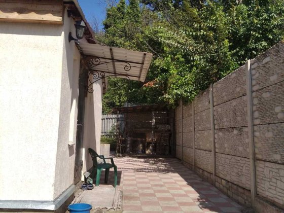 Продам добротный дом в Чугуеве Чугуїв