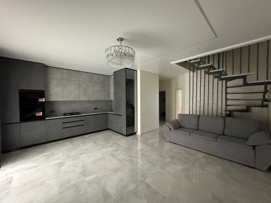 Продаж Таунхауса в Агрономічному Агрономичное