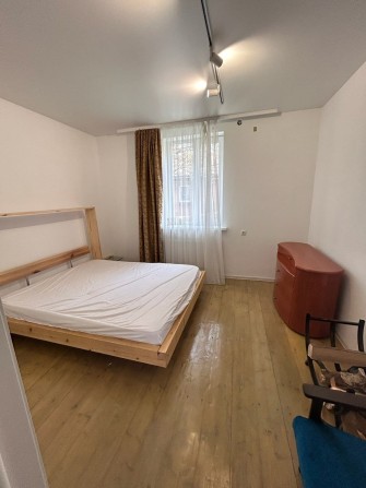 Великий будинок у місті з усіма зручностями. Є ділянка 39852 - фото 1