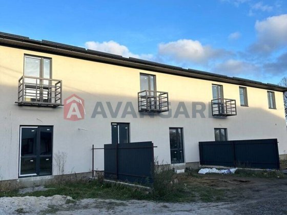 Продаж нового таунхауса в Агрономічному — топова локація за озером Агрономічне