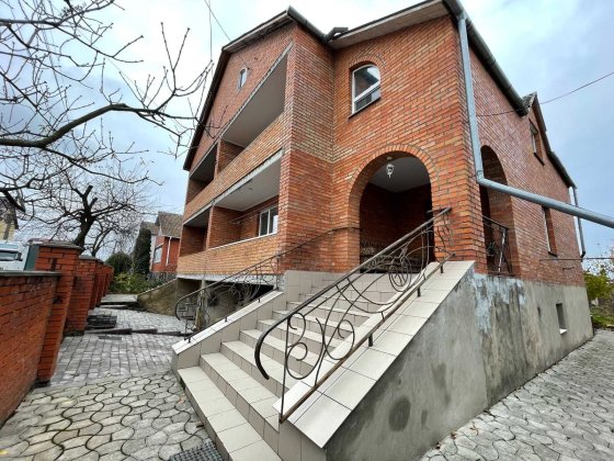 Продається частина будинку на Вінницьких Хуторах Винницкие Хутора