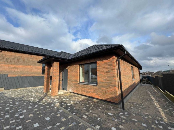 Продаж одноповерхового будинку з облагородженою територією! - фото 1