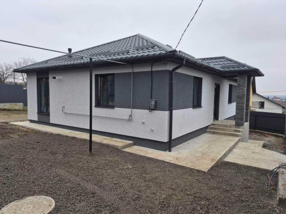 Продається будинок в Зарванцях Зарванці