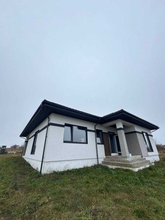 ТЕРМІНОВО продам новий будинок на Дубово ! - фото 1