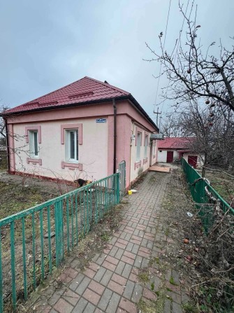 Затишний будинок із можливостями для комфортного життя! - фото 1
