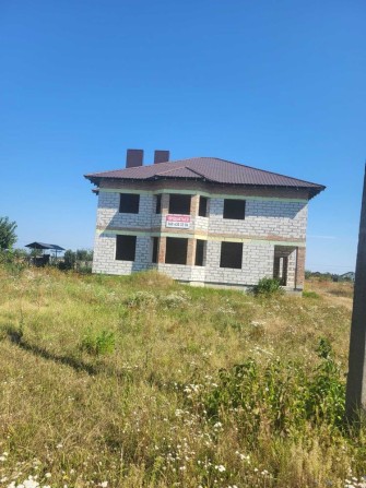 Будинок в с. Боратин в центрі села Торг! - фото 1