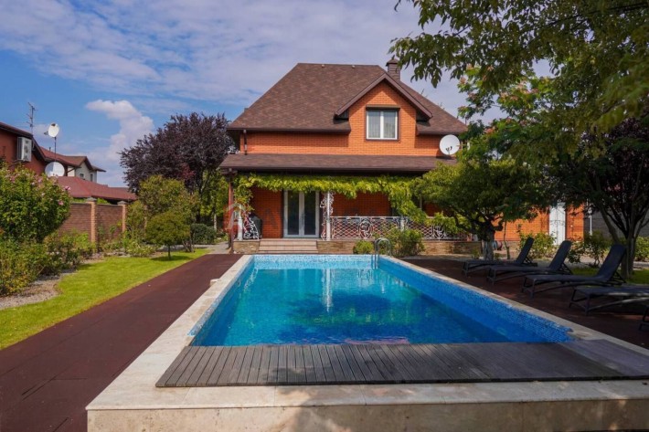 Продам дом Золотые Ключи - фото 1