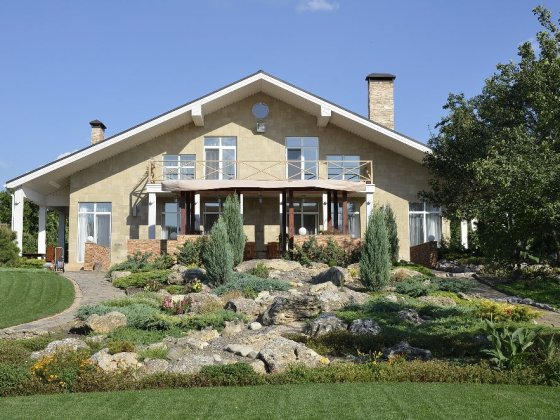 Продам дом с.Орловщина на берегу реки Орловщина