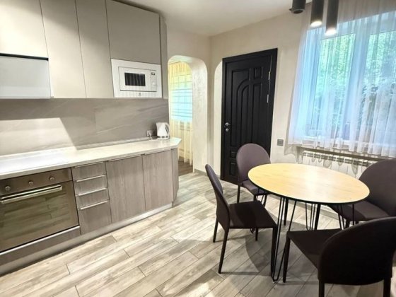 New! Продам дом с ремонтом и террасой Подгородном Підгородне