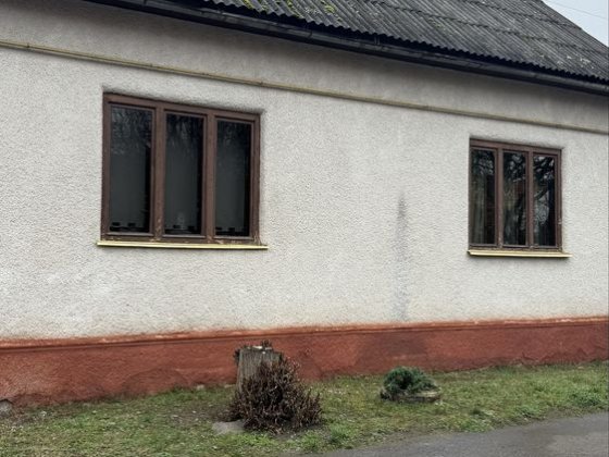 Продається будинок у місті Тячів — 7 хвилин пішки до центру! Тячев