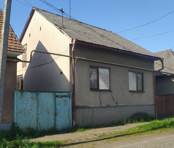 Будинок Тячів центр міста - фото 1