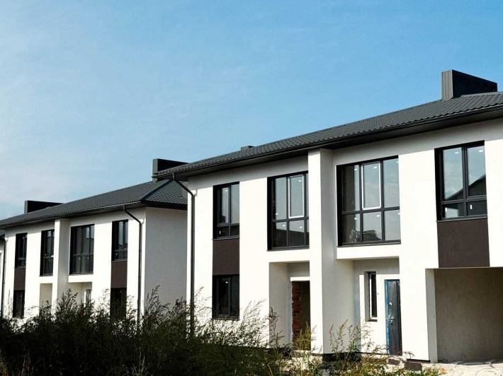 Квадрохаус із ЗАКРИТИМ Двором та ГАРАЖЕМ! - фото 1