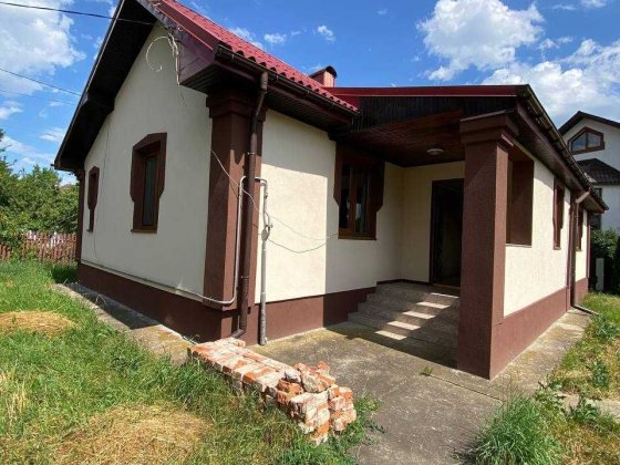 Будинок недалеко від Міста,6 соток Землі Угорники