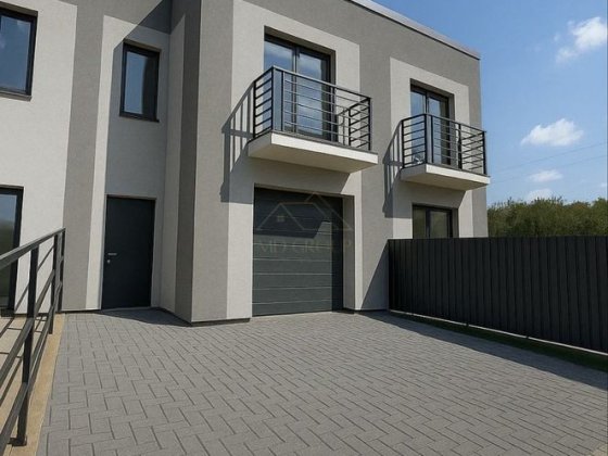 ГОТОВИЙ до ремонту ТаунХаус з видом на Вочинецьки гори Волчинец