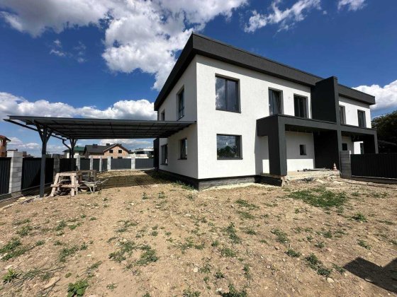 Дуплекс в Угорниках - комфорт, якість та зручність в одному місці Угорники