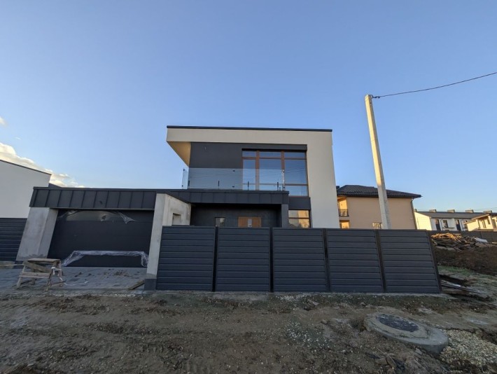 Продаж сучасного будинку з ремонтом поруч Калинової Слободи - фото 1