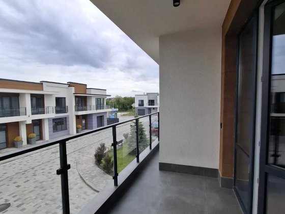 Продаж будинку біля річки у топ локації Волчинец