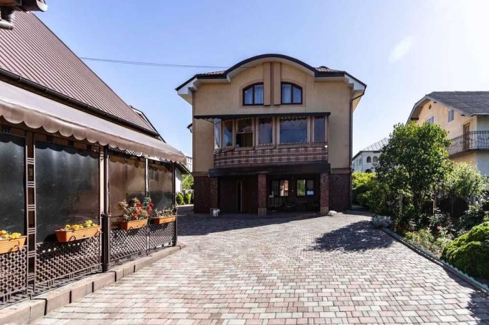 Продаж елітного домоволодіння з гостьовим будинком та SPA-зоною! - фото 1