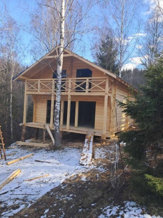 Дерев'яний будинок на розбір. - фото 1