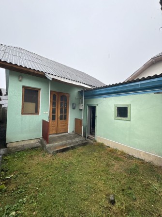 Булинок з гаражем у Богодчанах - фото 1