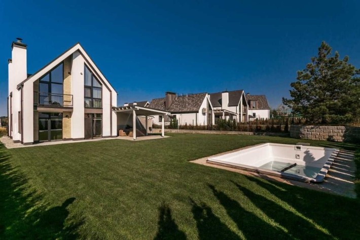 Продам дом 116м2 в КГ VILLAGGO. Белогородка. Газ. Бассейн. Рассрочка. - фото 1