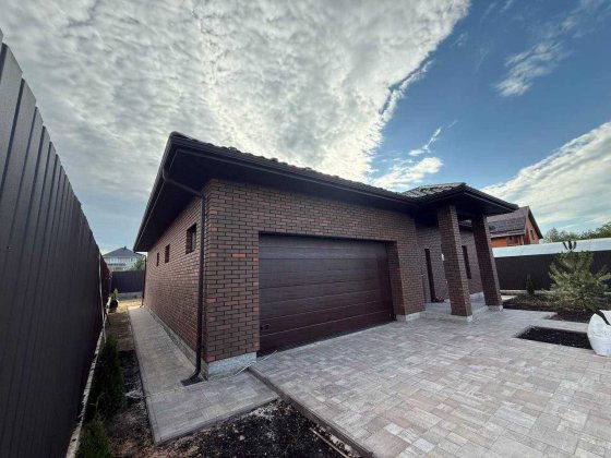 Одноповерховий будинок 6,5 соток Чистове наповнення Тепла підлога, Газ