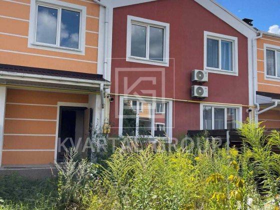 Продається таунхаус у затишному містечку Білогородка!